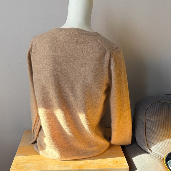 Qi Cashmere V-neck Side Split Sweater - Picture 3 of 9